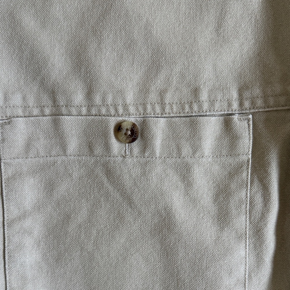 Filson Men's XL Khaki Heavy Weight Button-Up Shirt - Picture 2 of 5